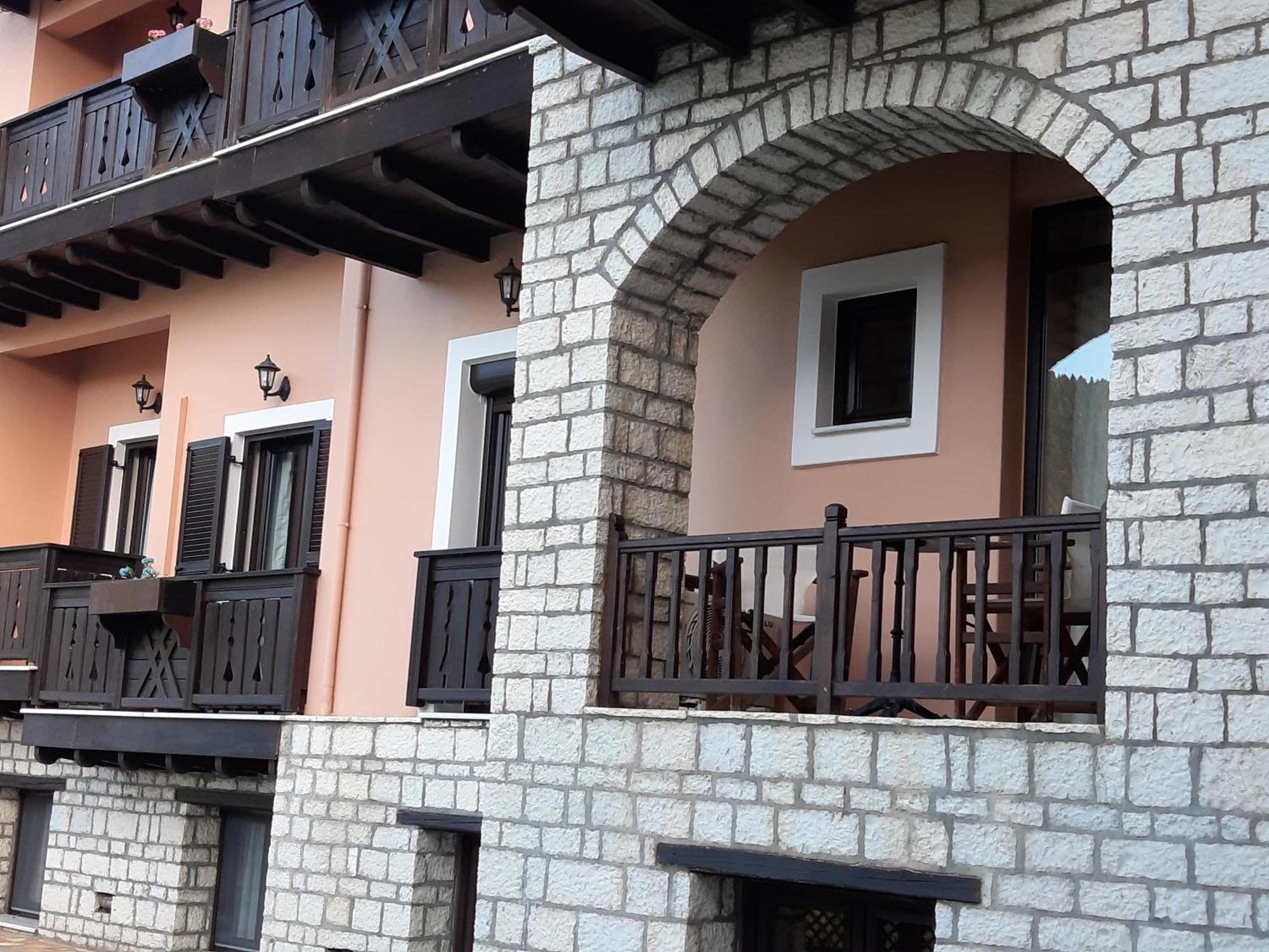 H11 Apparthotel 4*